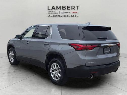 2023 Chevrolet Traverse LS