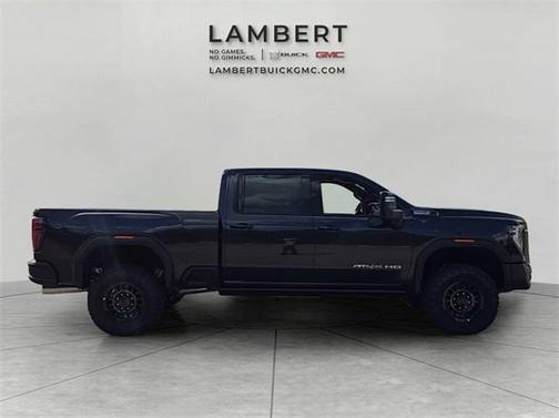 2025 GMC Sierra 2500 AT4