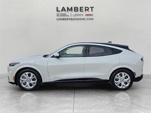 Star White Metallic Tri-Coat 2022 Ford Mustang Mach-E Premium