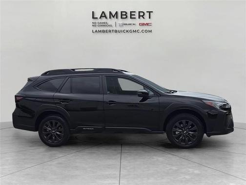 Crystal Black Silica 2025 Subaru Outback Onyx Edition
