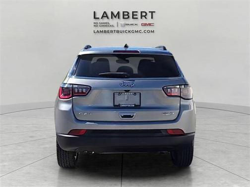 2023 Jeep Compass Latitude Lux