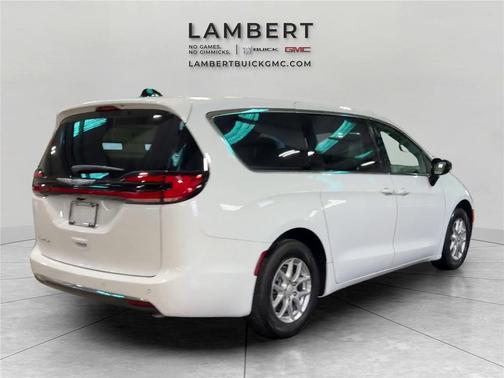 2026 Chrysler Pacifica L