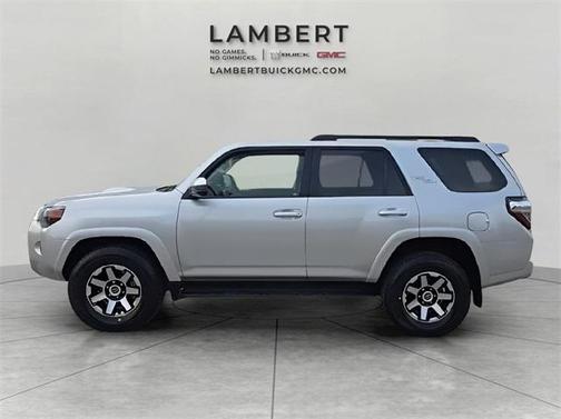 2024 Toyota 4Runner TRD Off Road