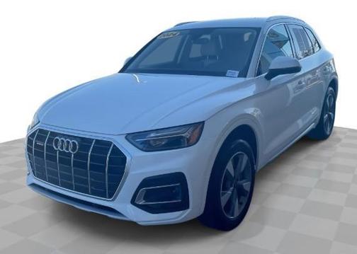 2024 Audi Q5 40 Premium
