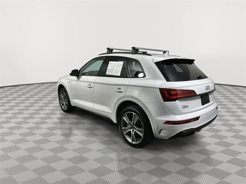 2025 Audi Q5 45 S line Premium