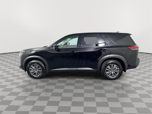 2025 Nissan Pathfinder S FWD