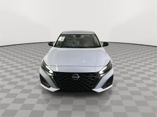 2025 Nissan Altima SR AWD