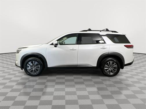 2025 Nissan Pathfinder SV FWD