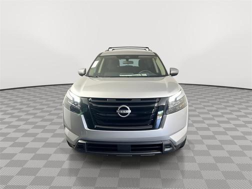 2025 Nissan Pathfinder SV FWD