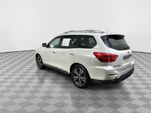 2020 Nissan Pathfinder Platinum 2WD