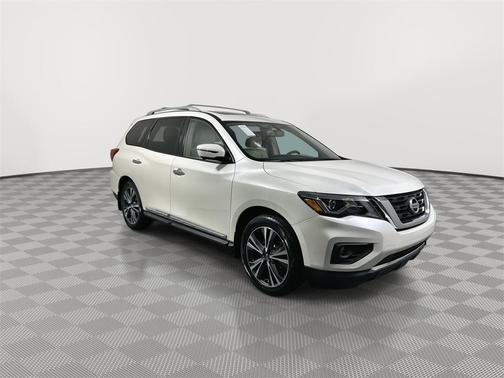 2020 Nissan Pathfinder Platinum 2WD