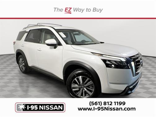 2025 Nissan Pathfinder SL FWD