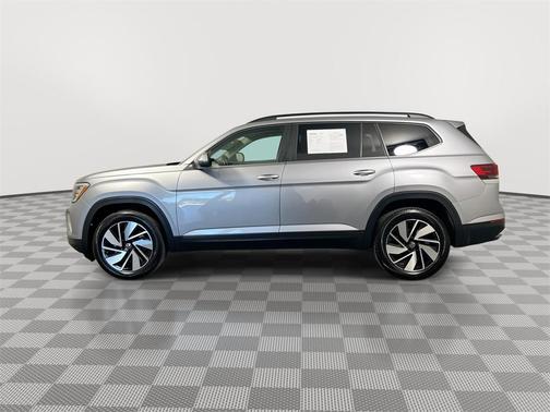 2025 Volkswagen Atlas 2.0T SE w/Technology 4MOTION