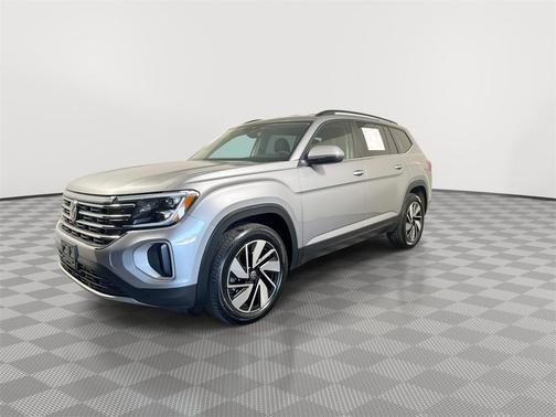 2025 Volkswagen Atlas 2.0T SE w/Technology 4MOTION