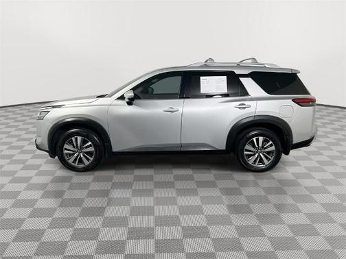2024 Nissan Pathfinder SL 4WD
