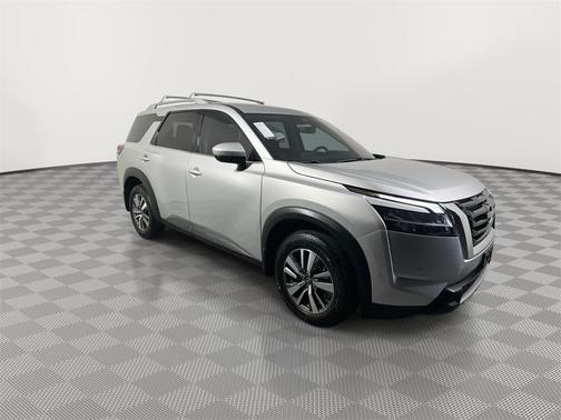 2024 Nissan Pathfinder SL 4WD