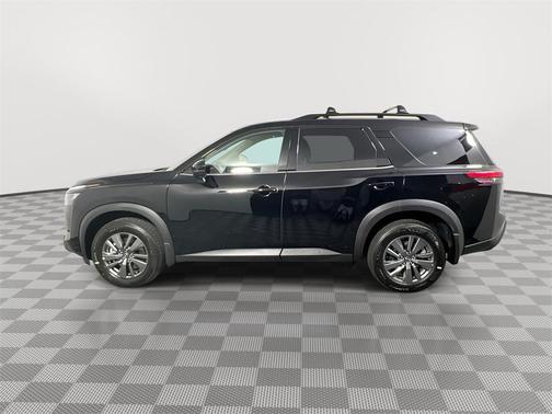 2025 Nissan Pathfinder SV FWD