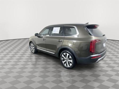 2022 Kia Telluride S
