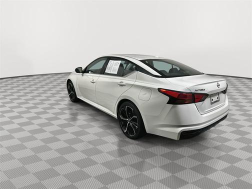 2024 Nissan Altima SR FWD