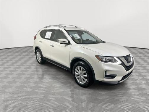 2020 Nissan Rogue SV