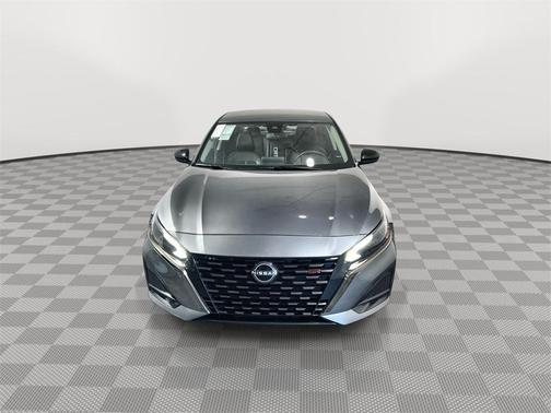 2025 Nissan Altima SR FWD
