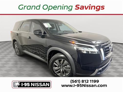 2022 Nissan Pathfinder S 2WD