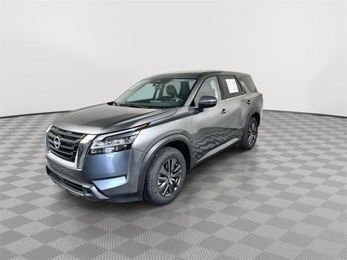 2022 Nissan Pathfinder S 2WD