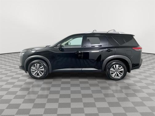 2025 Nissan Pathfinder SL FWD