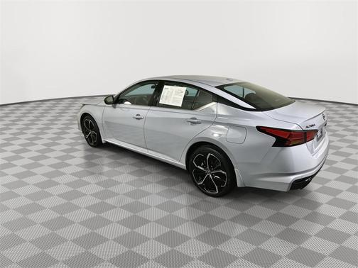 2025 Nissan Altima SR AWD