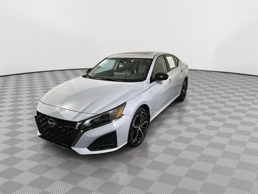 2025 Nissan Altima SR AWD