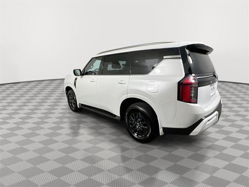 2025 Nissan Armada SV 2WD