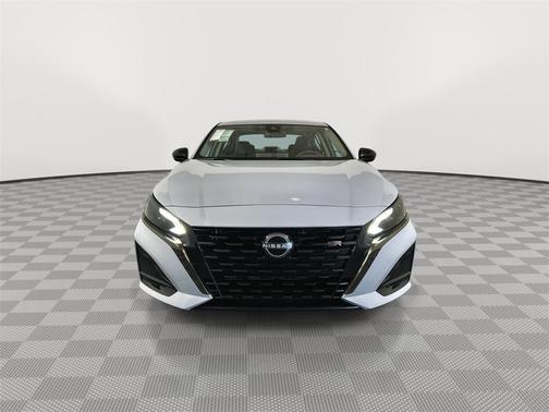 2025 Nissan Altima SR AWD