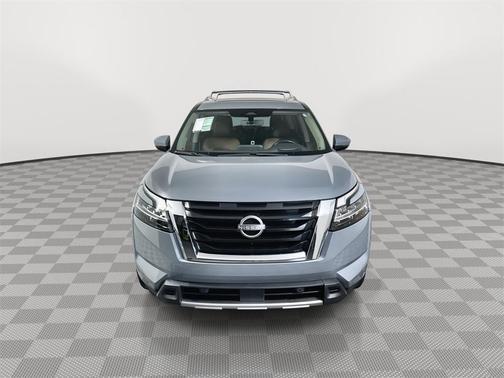 2023 Nissan Pathfinder Platinum 4WD
