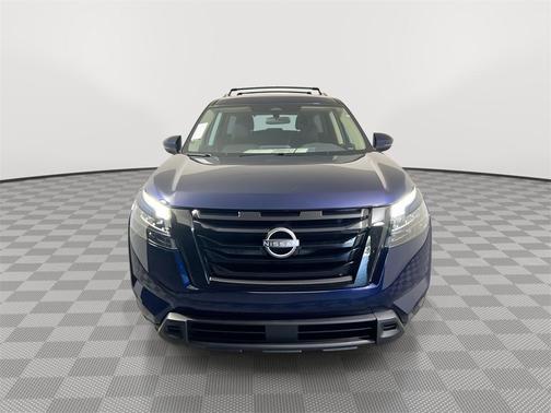 2025 Nissan Pathfinder SV FWD