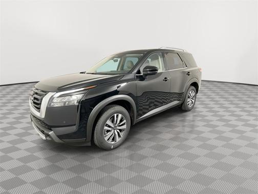 2025 Nissan Pathfinder SL FWD