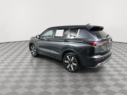 2025 Mitsubishi Outlander SE 2.5 2WD