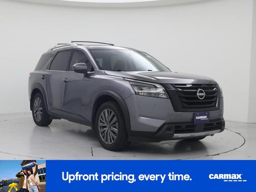 Gray 2025 Nissan Pathfinder SL