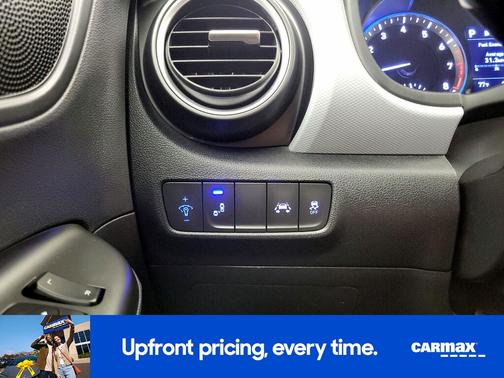 White 2020 Hyundai KONA SEL