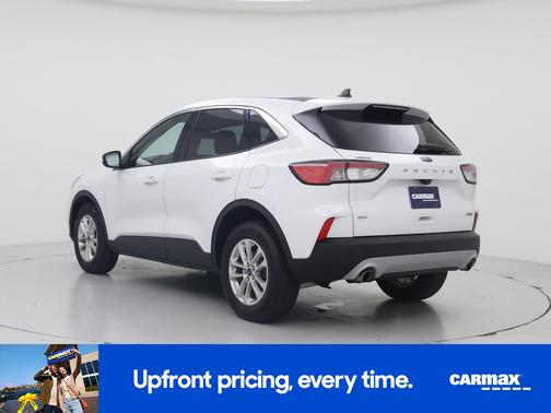 White 2021 Ford Escape SE