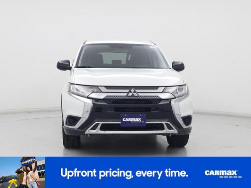 2020 Mitsubishi Outlander ES