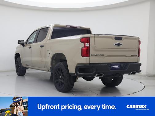 2022 Chevrolet Silverado 1500 Custom Trail Boss