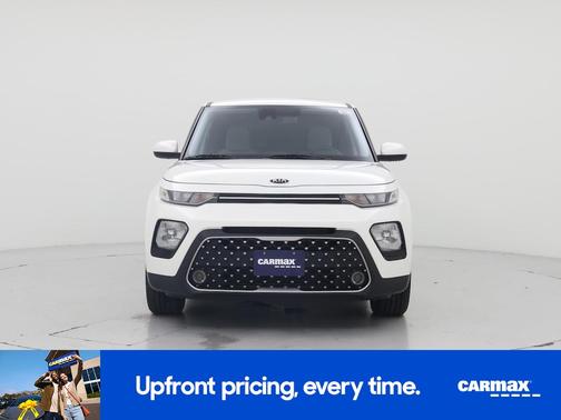 White 2021 Kia Soul EX