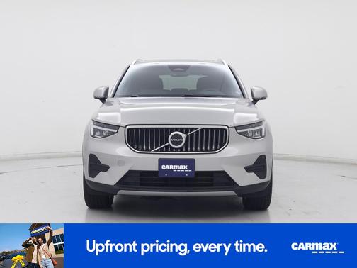 2024 Volvo XC40 B5 Core Bright Theme