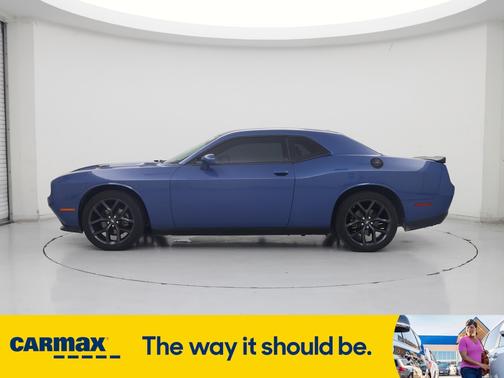 2022 Dodge Challenger SXT