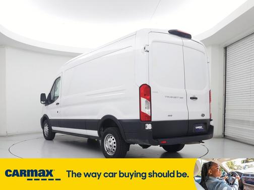 2023 Ford Transit-250 