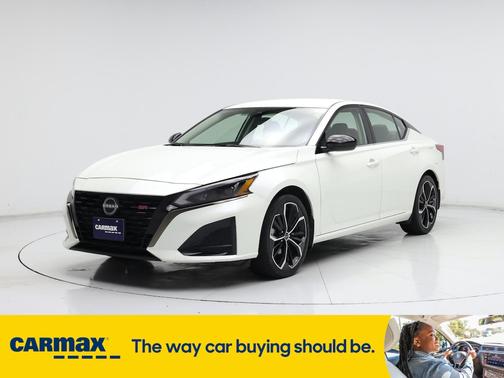 2023 Nissan Altima SR