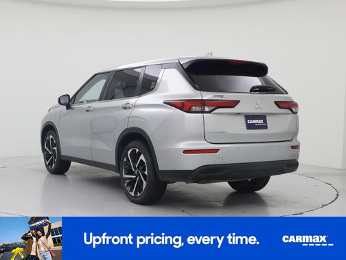 2022 Mitsubishi Outlander ES