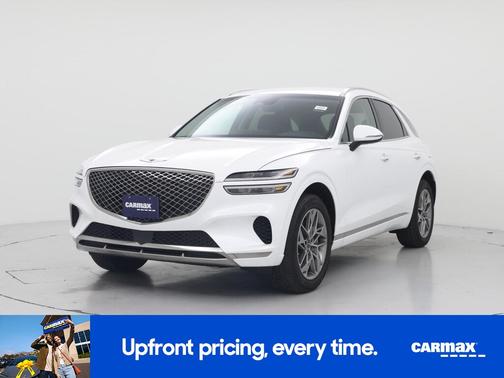 White 2025 Genesis GV70