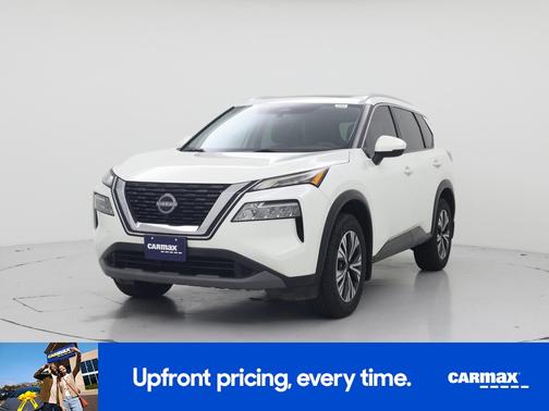 White 2022 Nissan Rogue SV