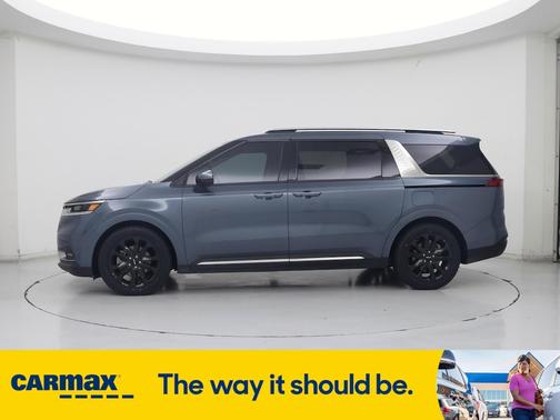2024 Kia Carnival SX